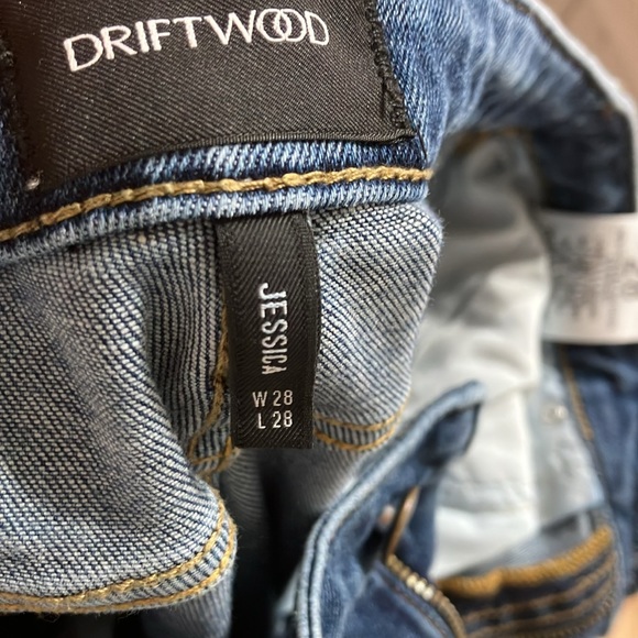 Driftwood “the Jessica” blue jean - Picture 2 of 6
